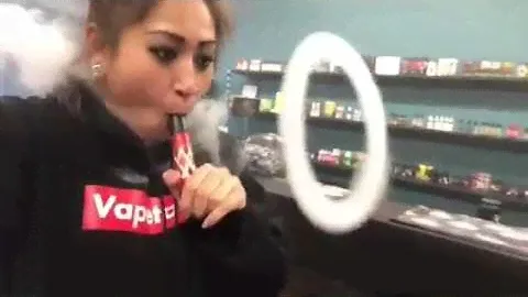 shisha smoke tricks girls (best smoke rings and tricks)